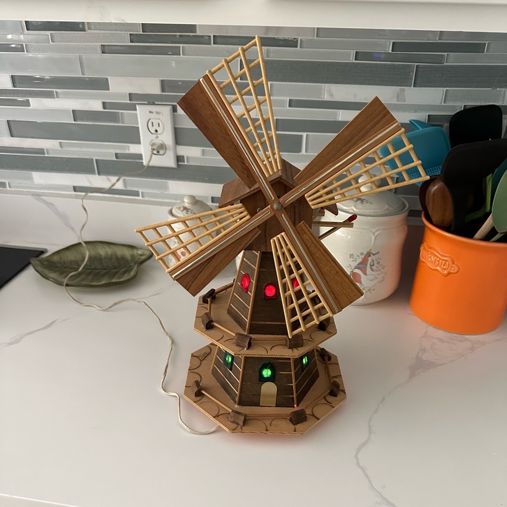 Wooden Lighted Windmill Home Decor 17” x 8.5”